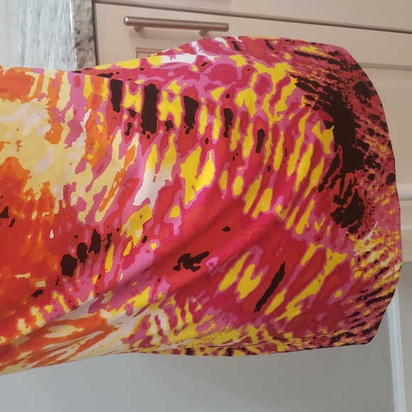 Cowl Neck Sleeveless Blouse - Picture 3 of 8